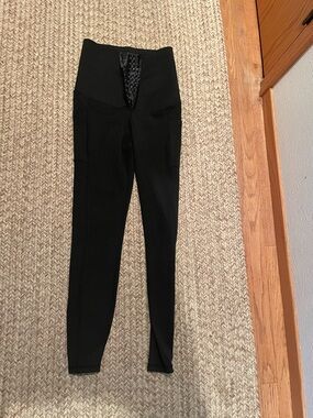 Black High-Waist Faja Leggings, NWOT